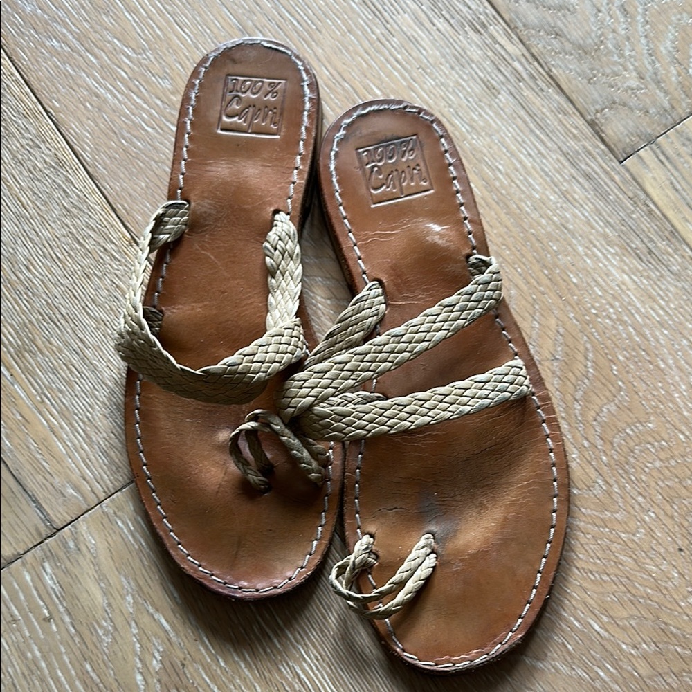 100% Capri leather sandals